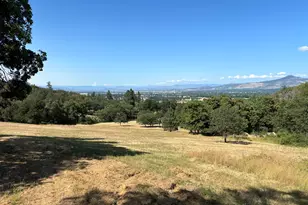 3571 S Stage Rd, Medford, OR 97501 - Photo 1