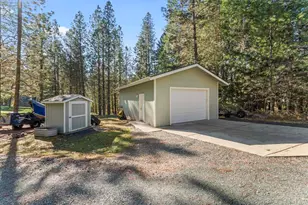 786 Placer Rd, Sunny Valley, OR 97497 - Photo 44