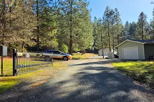 786 Placer Rd, Sunny Valley, OR 97497 - Photo 4