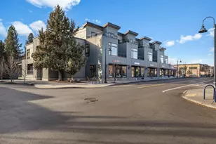 2735 NW Crossing Dr, Bend, OR 97703 - Photo 46