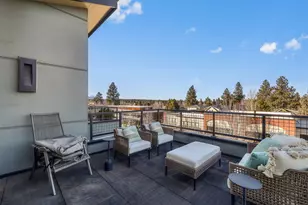 2735 NW Crossing Dr, Bend, OR 97703 - Photo 36