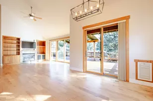 2752 NW Champion Cir, Bend, OR 97703 - Photo 16