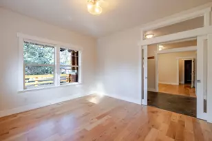 2752 NW Champion Cir, Bend, OR 97703 - Photo 4