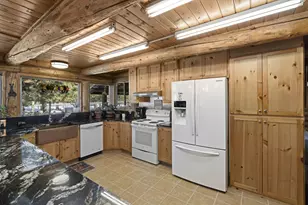 140643 Kamloop Ln, Gilchrist, OR 97737 - Photo 10