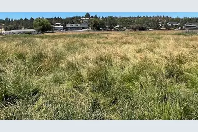 585 SW Fairgrounds Road, Madras, OR 97741 - Photo 12