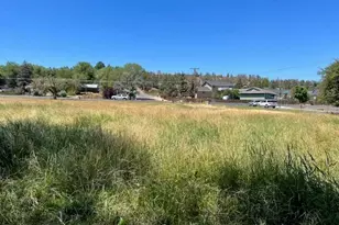 585 SW Fairgrounds Rd, Madras, OR 97741 - Photo 8