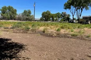 585 SW Fairgrounds Rd, Madras, OR 97741 - Photo 6