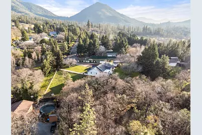 334 Village Lane, Grants Pass, OR 97527 - Photo 52