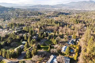 334 Village Ln, Grants Pass, OR 97527 - Photo 50