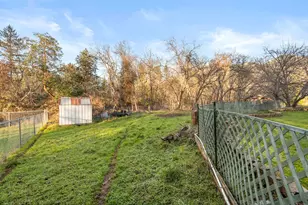 334 Village Ln, Grants Pass, OR 97527 - Photo 36