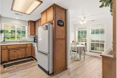 334 Village Lane, Grants Pass, OR 97527 - Photo 10