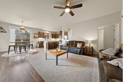 63149 NE Hadley Place, Bend, OR 97701 - Photo 8