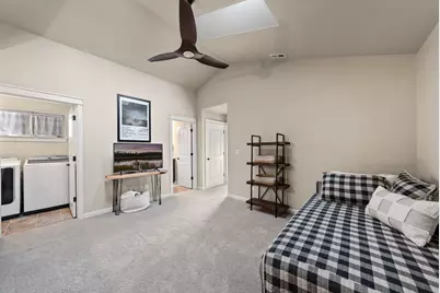 63149 NE Hadley Place, Bend, OR 97701 - Photo 38