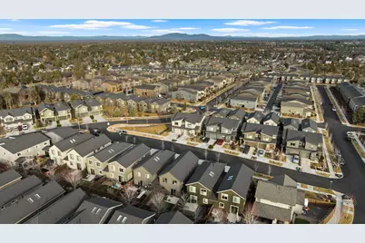 63149 NE Hadley Place, Bend, OR 97701 - Photo 56