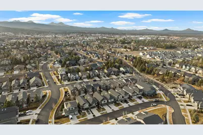 63149 NE Hadley Place, Bend, OR 97701 - Photo 52