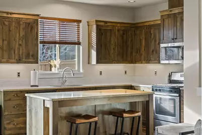 63149 NE Hadley Place, Bend, OR 97701 - Photo 16