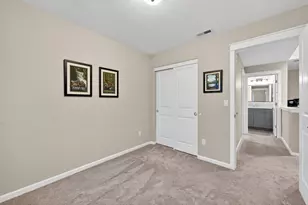 20972 NE High Desert Ln, Bend, OR 97701 - Photo 22