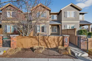 20972 NE High Desert Ln, Bend, OR 97701 - Photo 30