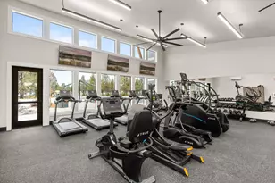 20889 SE Denver Dr, Bend, OR 97702 - Photo 10