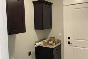 2963 Stonebrook Dr, Medford, OR 97504 - Photo 8