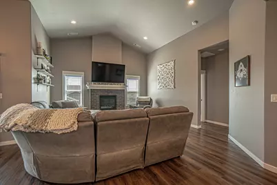 2008 Hondeleau Lane, Medford, OR 97504 - Photo 8