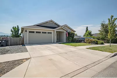 2008 Hondeleau Lane, Medford, OR 97504 - Photo 2