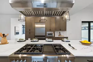 65675 Pronghorn Dr, Bend, OR 97701 - Photo 12