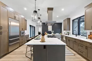 65675 Pronghorn Dr, Bend, OR 97701 - Photo 10