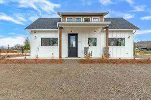 201 Bogey Lane, Eagle Point, OR 97524 - Photo 10
