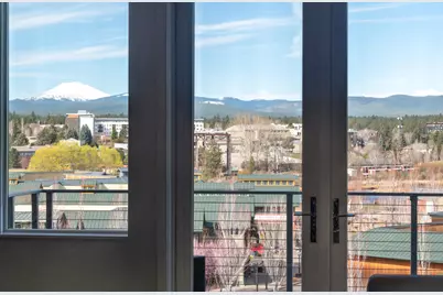 291 SW Bluff Drive #UNIT 320, Bend, OR 97702 - Photo 4