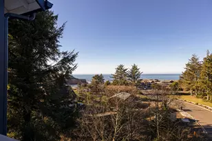 640 NE Lillian Ln, Depoe Bay, OR 97341 - Photo 6