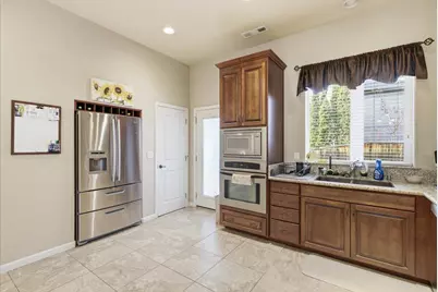 1154 Ashford Way, Medford, OR 97504 - Photo 8