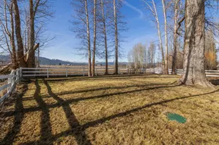 52712 Hwy 62, Fort Klamath, OR 97626 - Photo 26