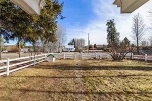 52712 Hwy 62, Fort Klamath, OR 97626 - Photo 26