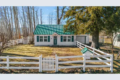 52712 Highway 62, Fort Klamath, OR 97626 - Photo 2