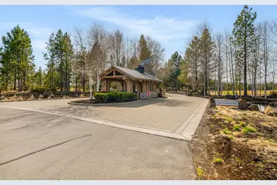 56664 Little River Court, Bend, OR 97707 - Photo 8