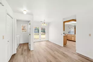 2368 Stonebrook Dr, Medford, OR 97504 - Photo 10