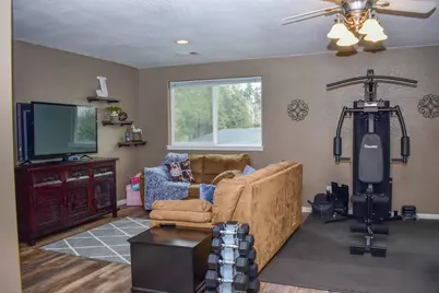 1723 Westwood Drive, Medford, OR 97501 - Photo 22