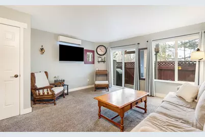 2610 SW 23rd Street #UNIT 1, Redmond, OR 97756 - Photo 6