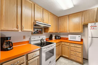 57057 Tennis Village Lane, Sunriver, OR 97707 - Photo 10