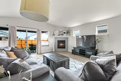 654 NW 27th Street, Redmond, OR 97756 - Photo 14