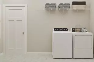 2524 NW Redwood Ave, Redmond, OR 97756 - Photo 14