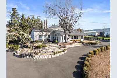 4935 Cherry Lane, Medford, OR 97504 - Photo 8