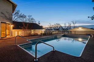 4935 Cherry Ln, Medford, OR 97504 - Photo 6