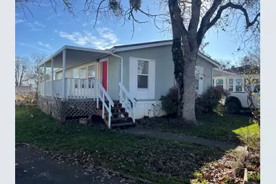 6850 Downing Road #25, Central Point, OR 97502 - Photo 1