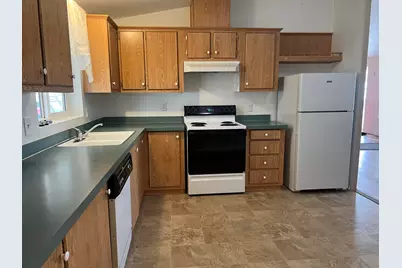 6850 Downing Road #25, Central Point, OR 97502 - Photo 10