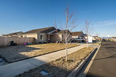 1318 NW Willow Parkway Road, Madras, OR 97741 - Photo 28