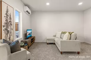 2028 Sunset Dr, Medford, OR 97501 - Photo 8