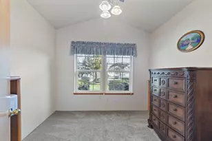 1116 Cashmere Dr, Grants Pass, OR 97527 - Photo 16