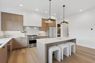 62621 NW Mt Hood Dr, Bend, OR 97703 - Photo 6